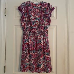 Collective Concepts short sleeve floral dress. Size Medium